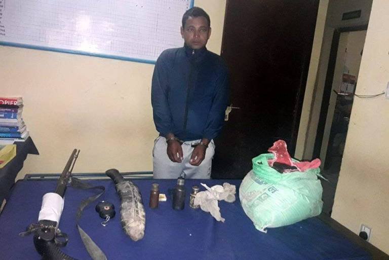 भरुवा बन्दुक र लागु औषध सहित एकजना पक्राउ 